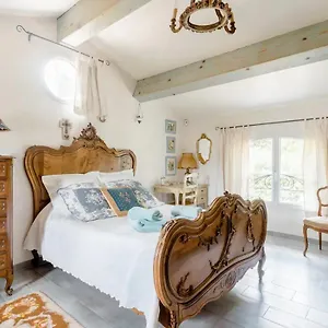 Agreable Chambre D'hotes Avec Piscine Couette-café